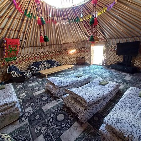Karakol Yurt Village Екстериор снимка